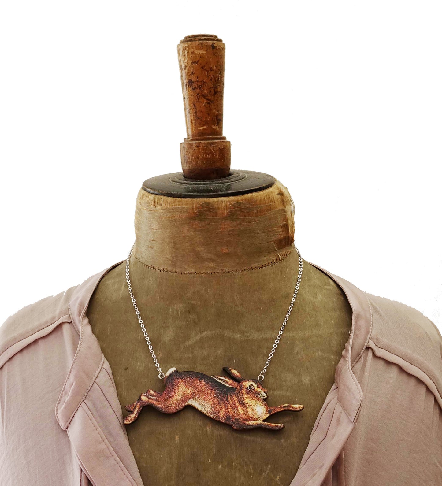 Large hare necklace