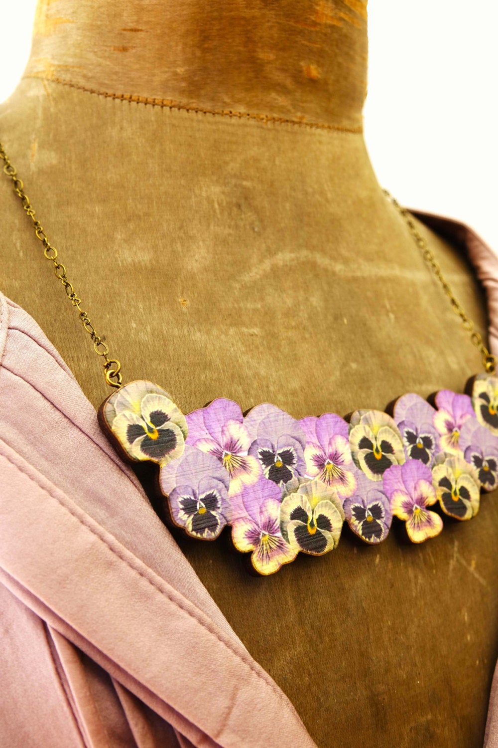 Pansy necklace