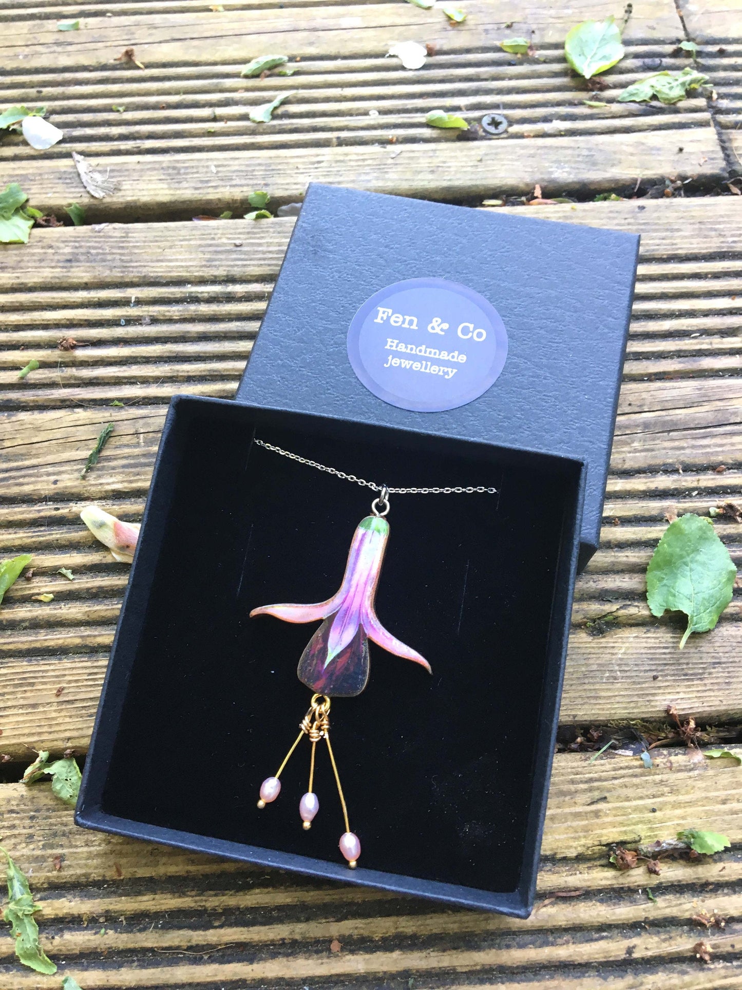 Fuchsia necklace