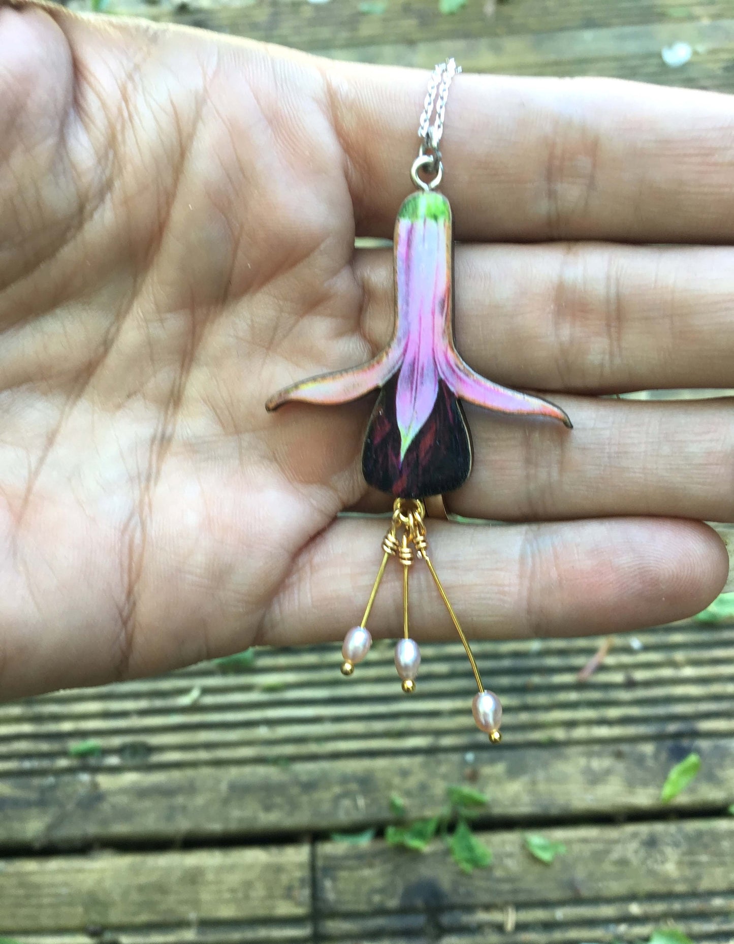 Fuchsia necklace