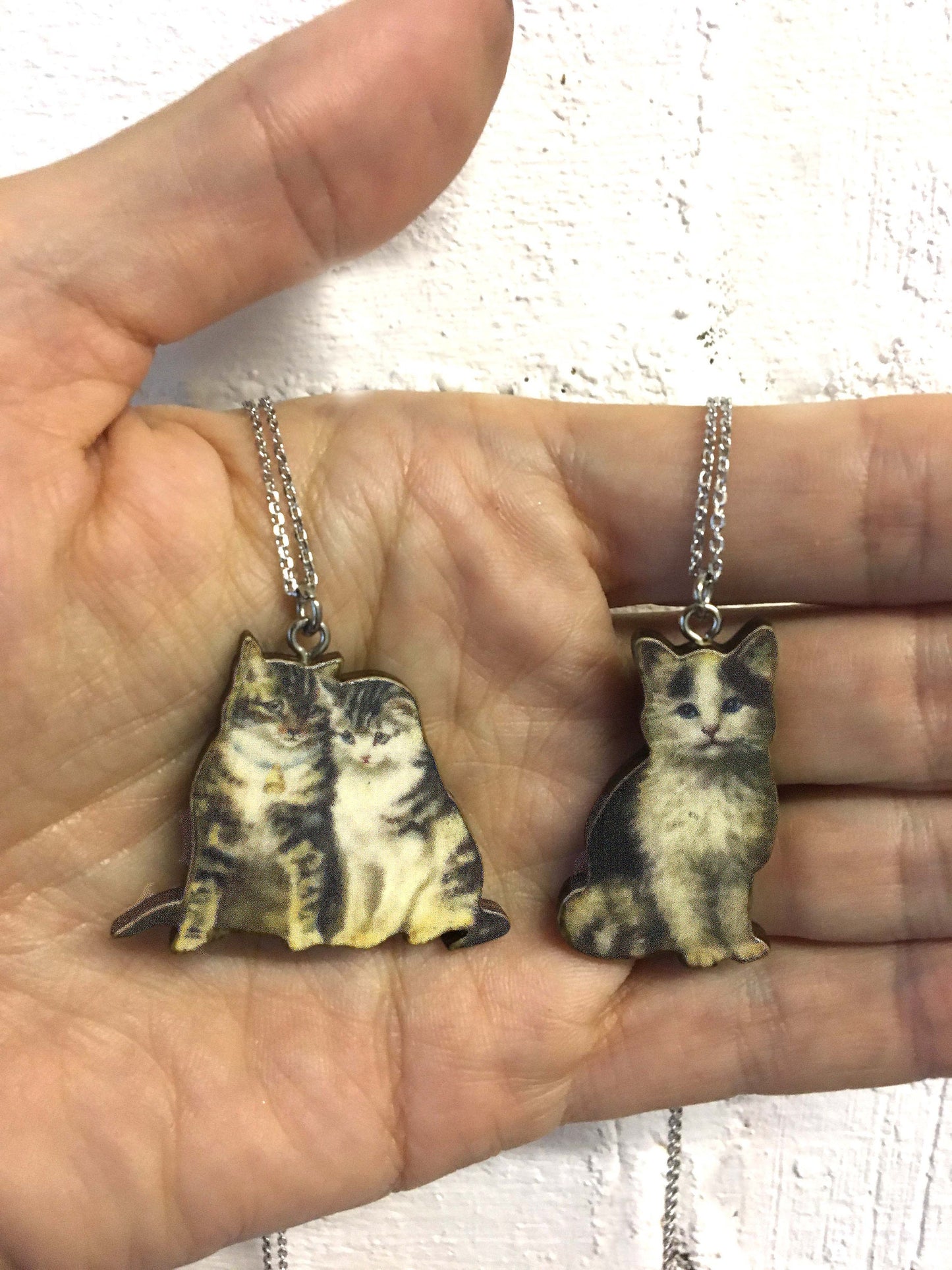 Kitten necklace