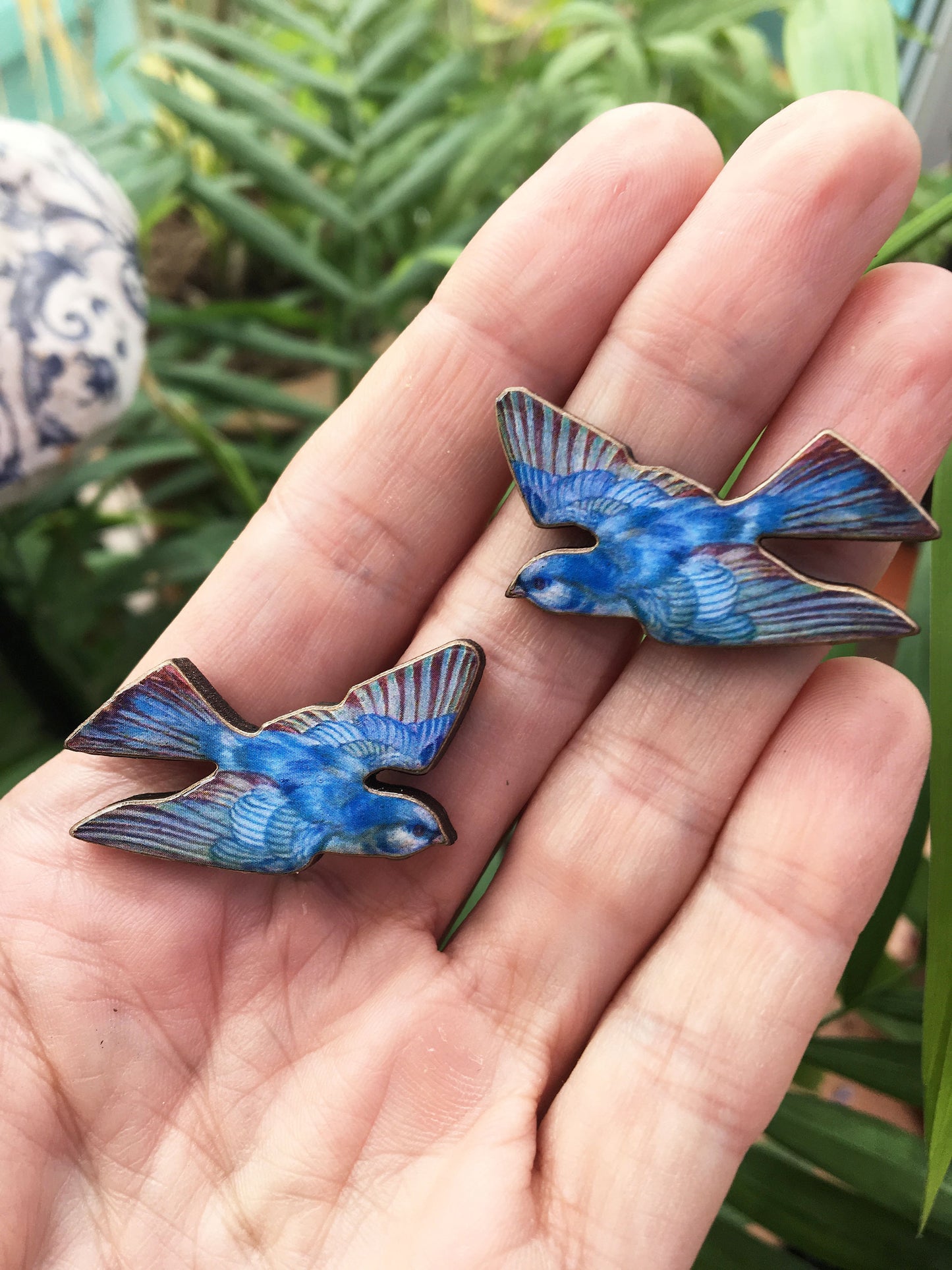 Blue bird collar pins