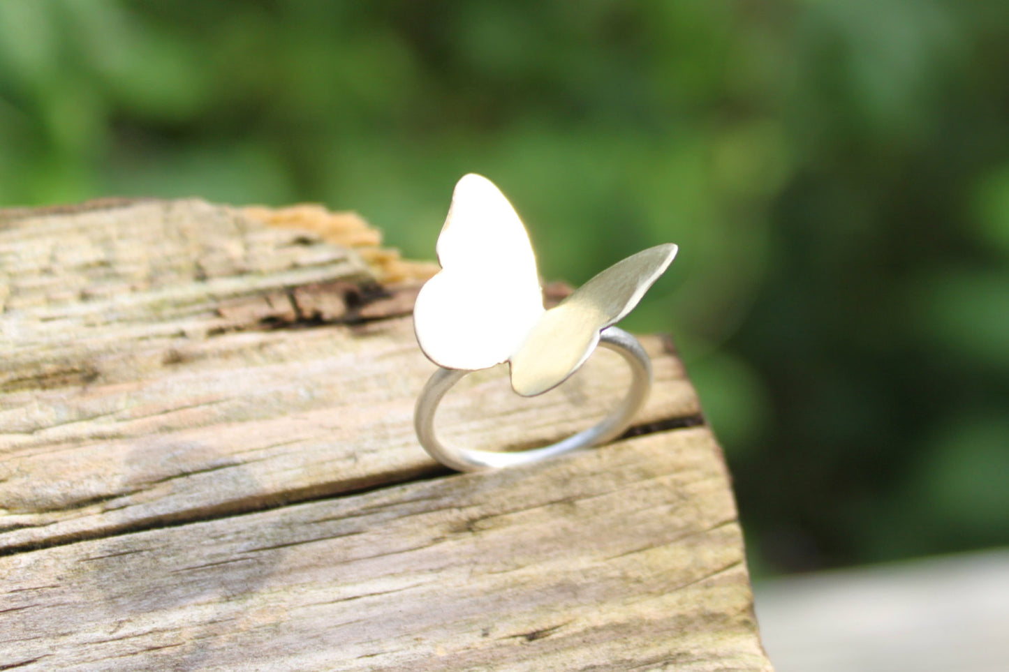 Eco silver butterfly ring