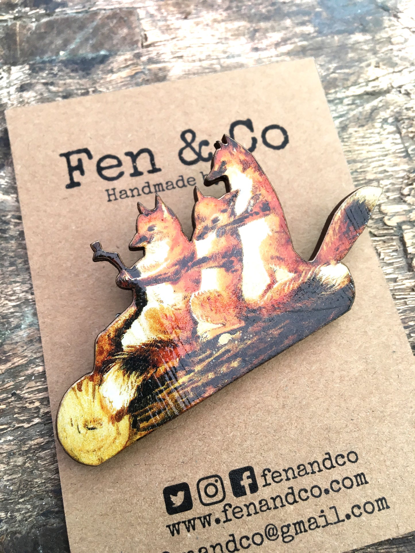 Tiny Fox necklace