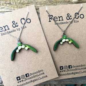 Mistletoe necklace and earrings